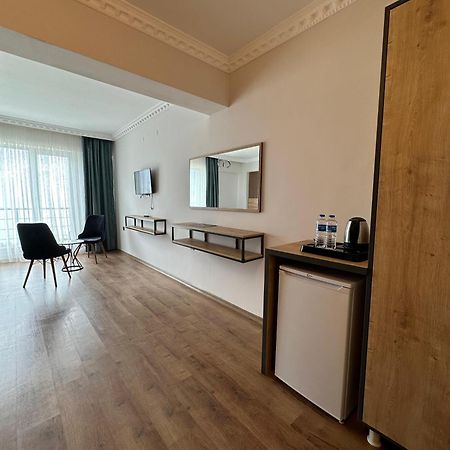 Orient Hotel Van Εξωτερικό φωτογραφία