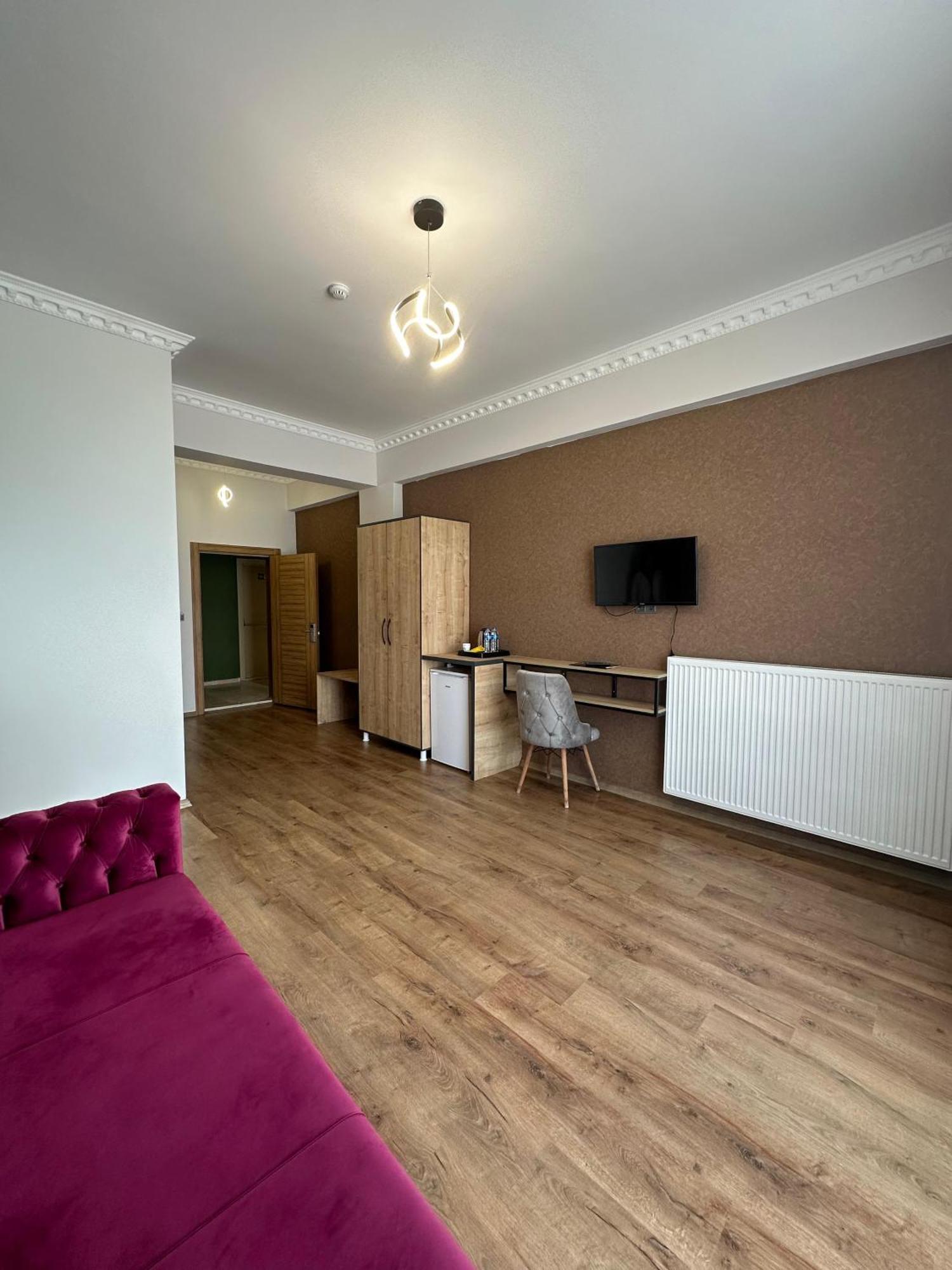 Orient Hotel Van Εξωτερικό φωτογραφία